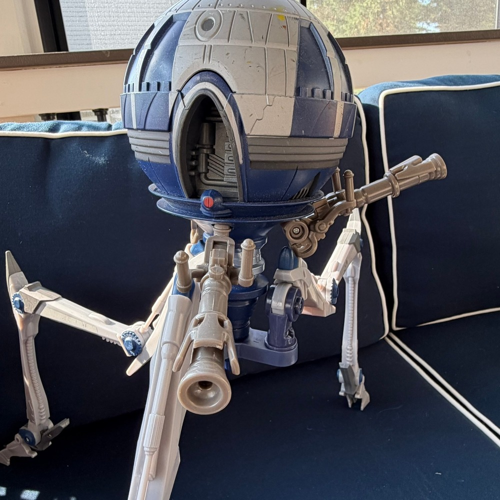 Star Wars Clone Wars Octuptarra Tri-Droid Separatist Walker Action Figure Blue - Picture 8 of 16